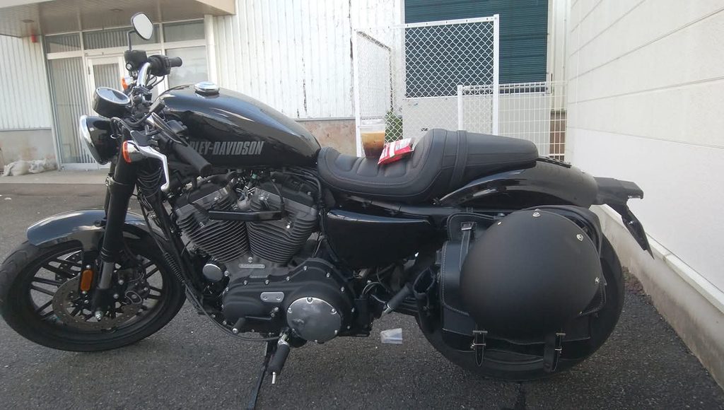 ハーレー、スポーツスター、ロードスター